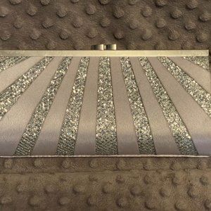 LeChateau silver evening clutch/wristlet